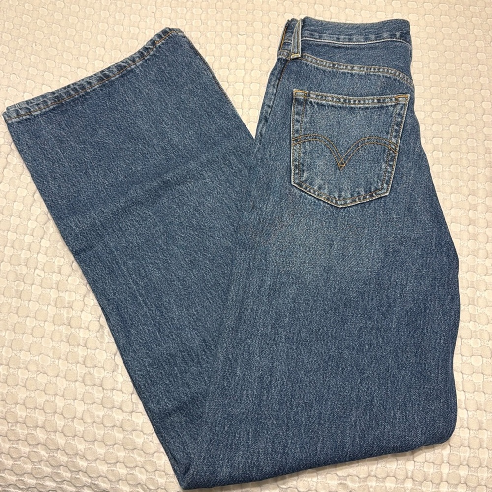 Levi’s ribcage wide leg jeans new with tags size 25x34